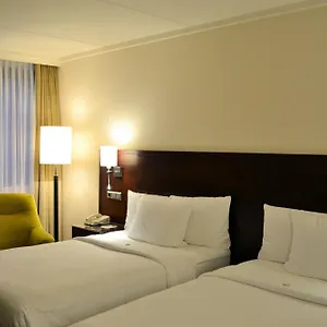 Отель Courtyard By Marriott Seestern, Дюссельдорф